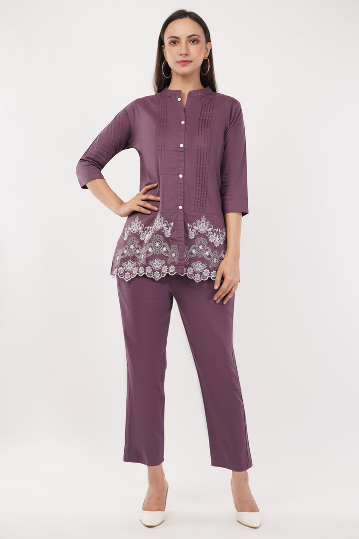 Lavender 2 pc cord set embroidered