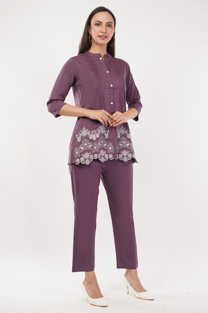 Lavender 2 pc cord set embroidered