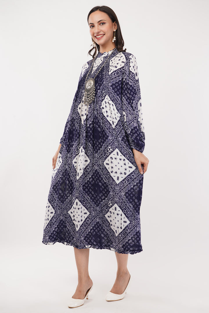 Cotton pintex long dress with neck piece