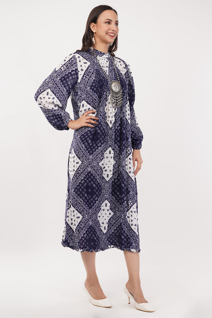 Cotton pintex long dress with neck piece