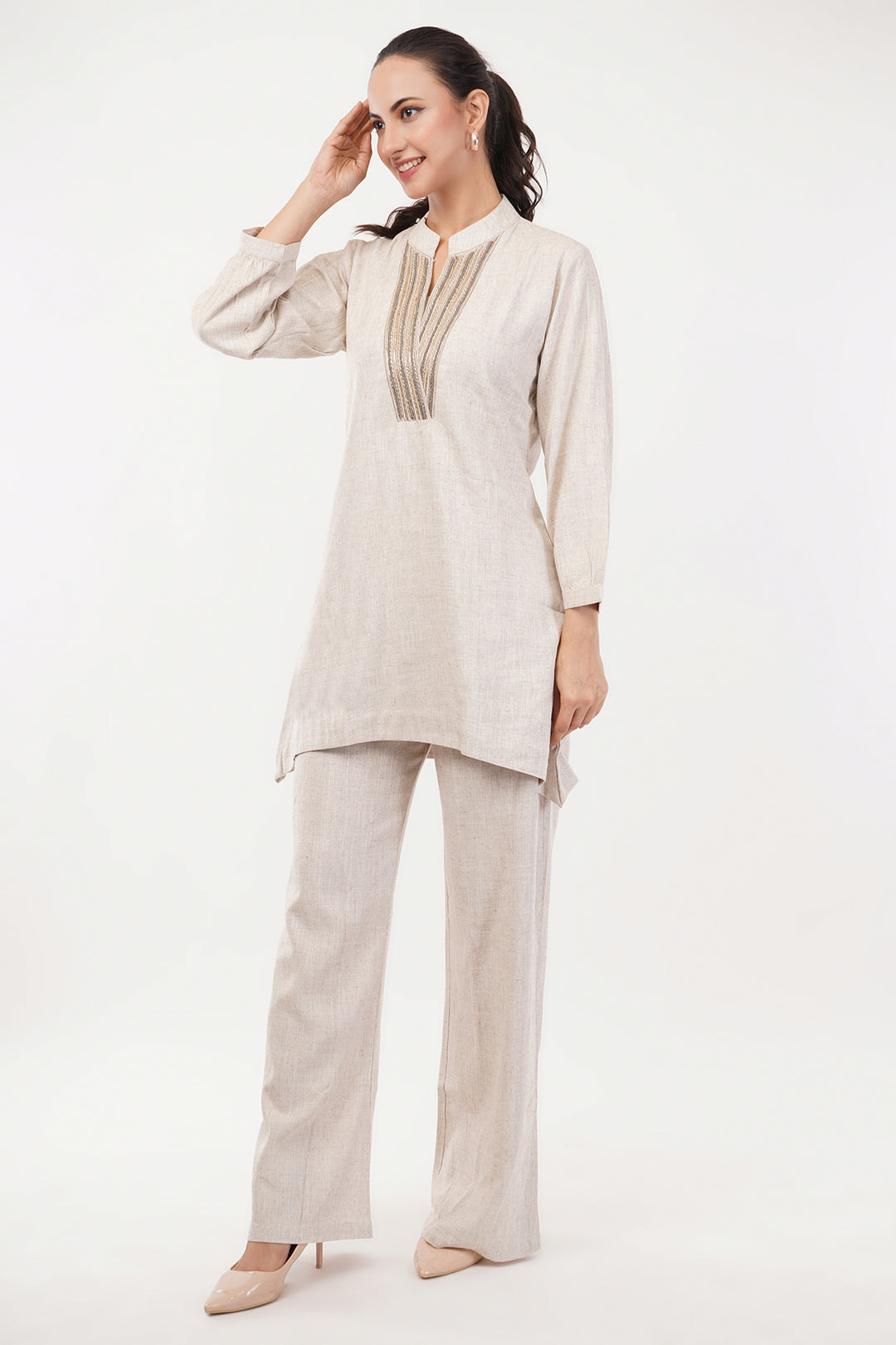 Linen cord set with v neck work