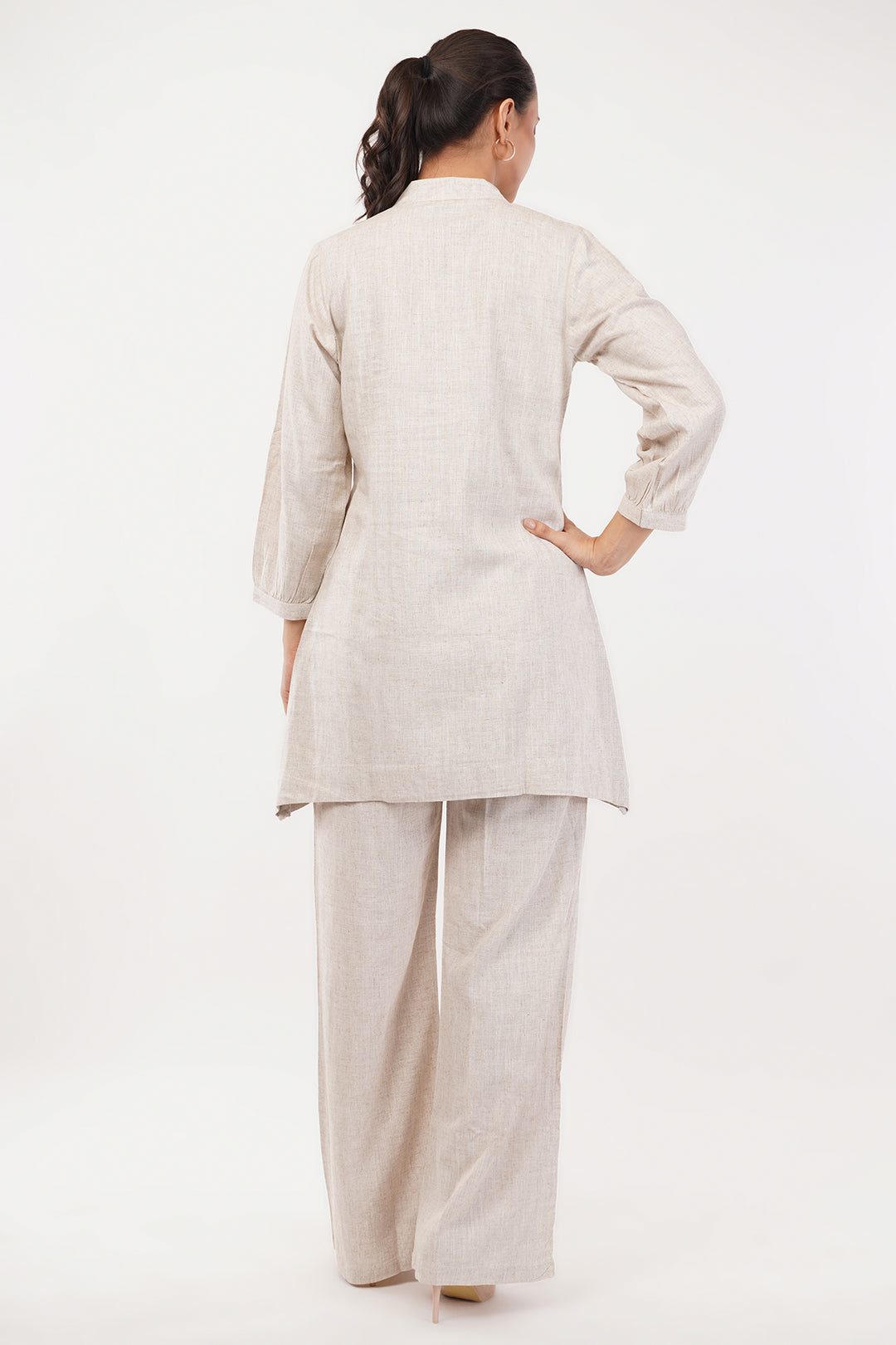 Linen cord set with v neck work