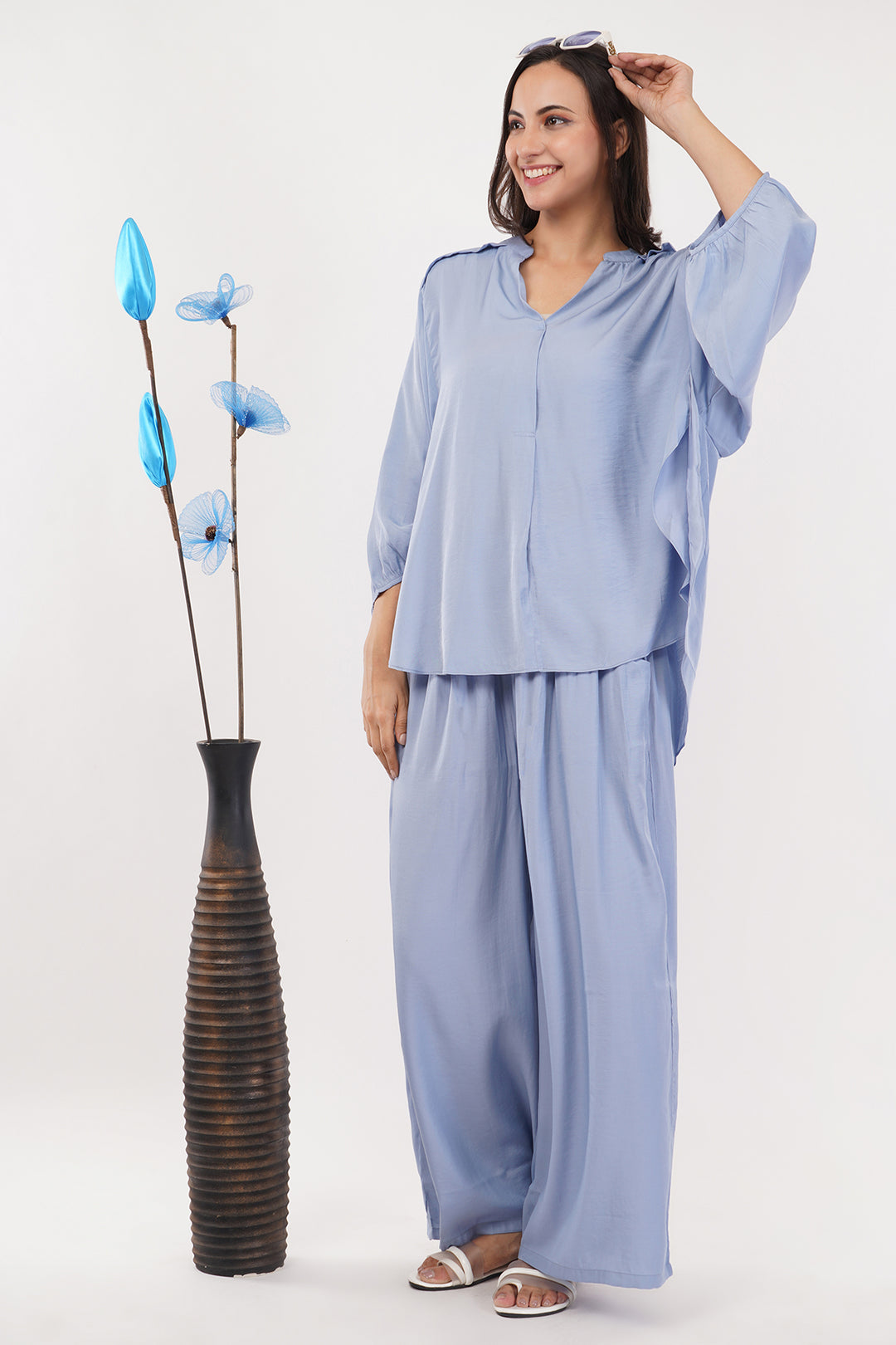 Stylish Georgette short top with pants elegant and comfortable