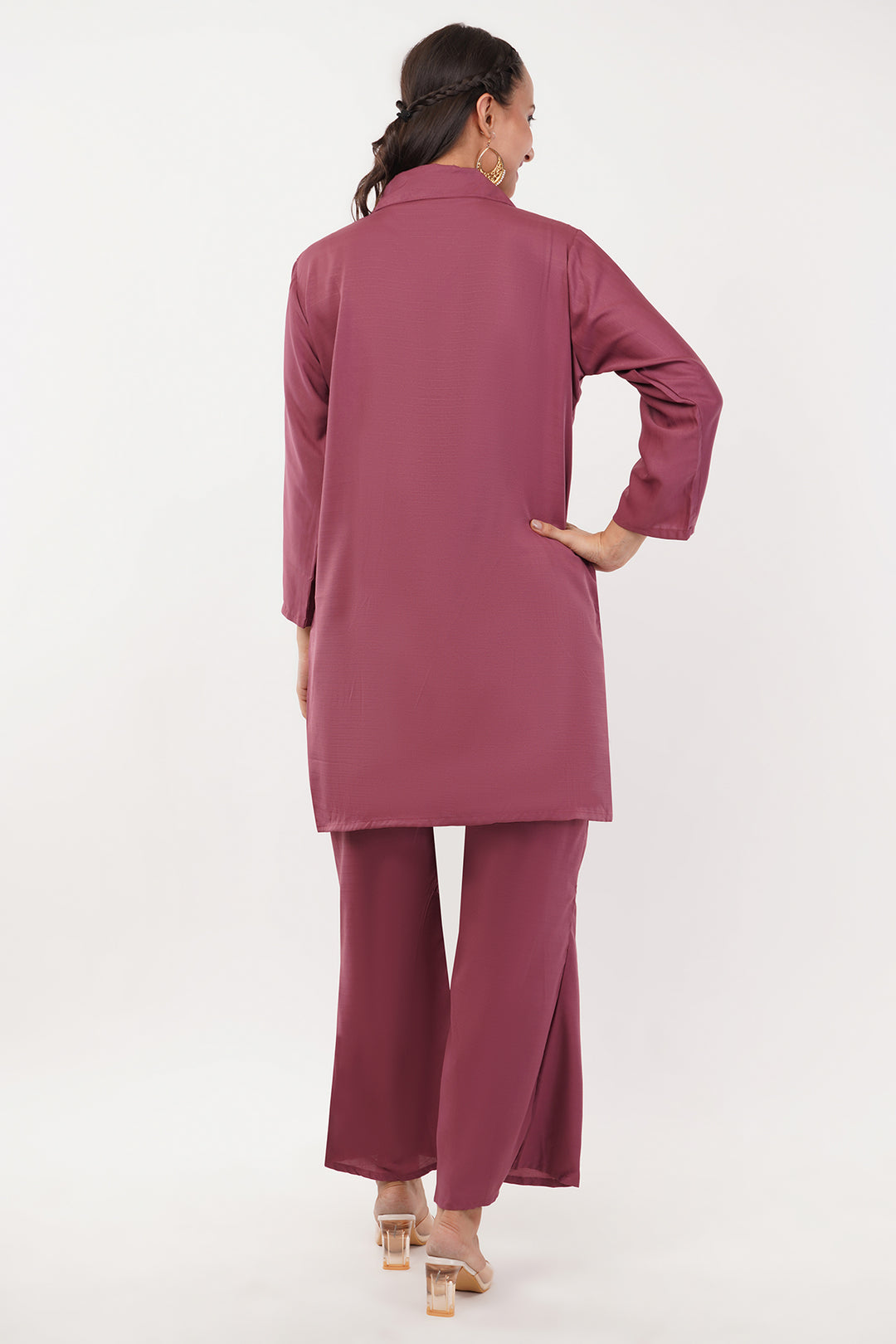 Gajri pink crepe shirt with pants and horse motif with rhinestones