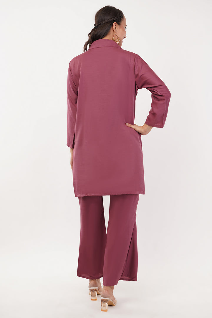 Gajri pink crepe shirt with pants and horse motif with rhinestones