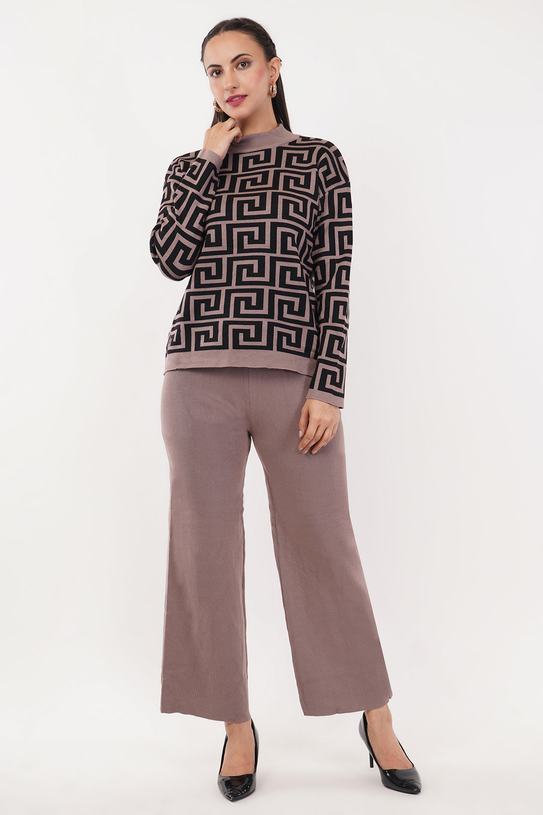 Chevron print Rose 2 pc wollen set with shawl