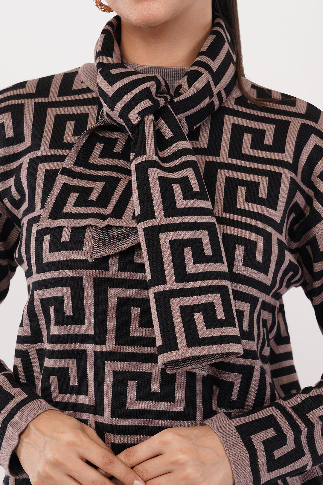 Chevron print Rose 2 pc wollen set with shawl