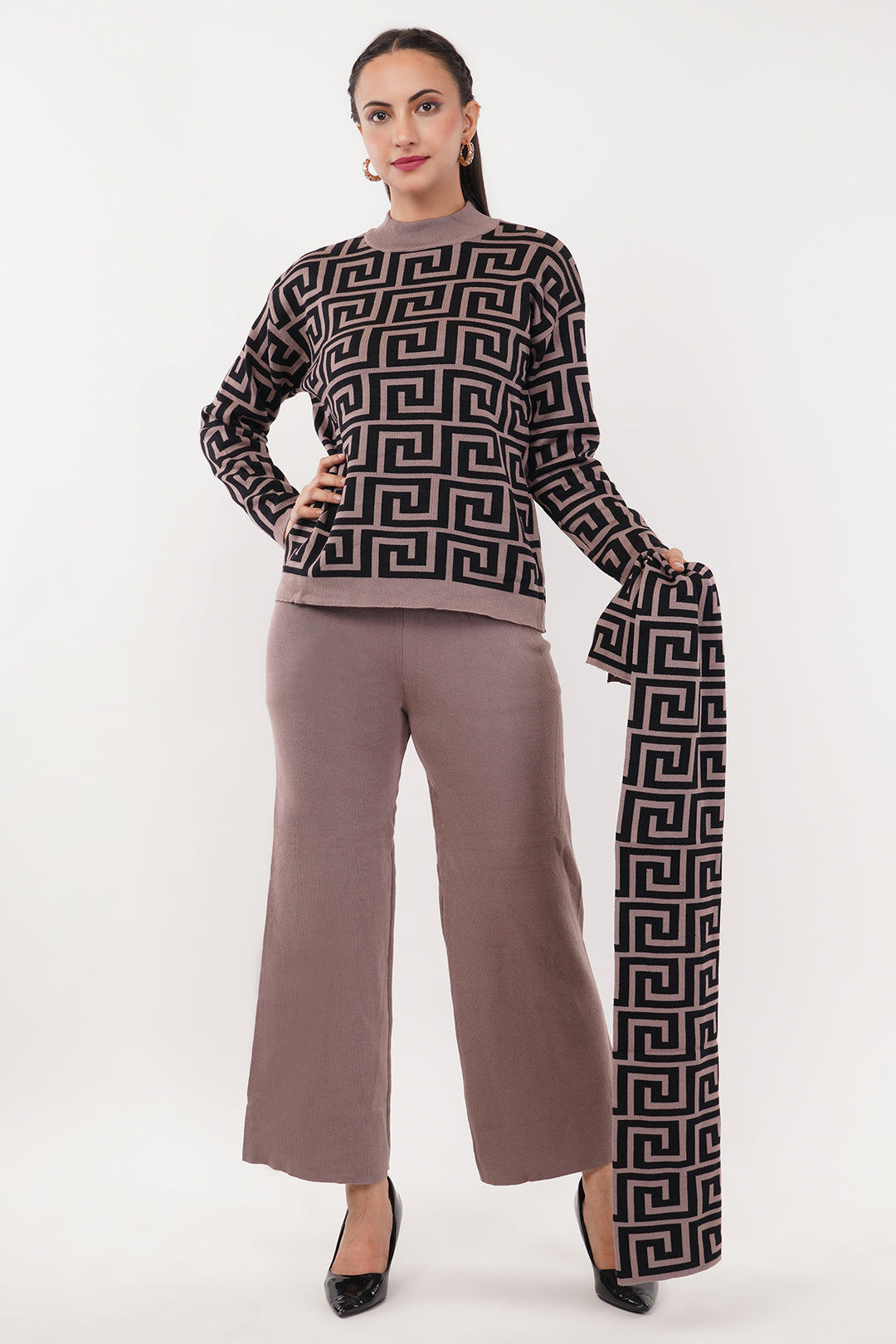 Chevron print Rose 2 pc wollen set with shawl