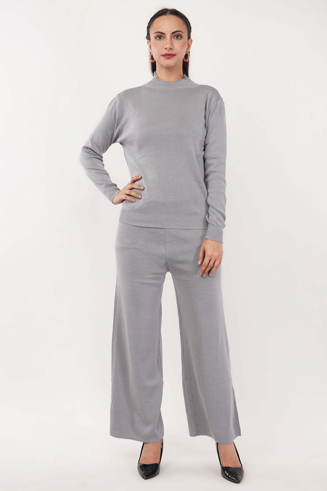 Grey 2 pc Wollen set with shawl